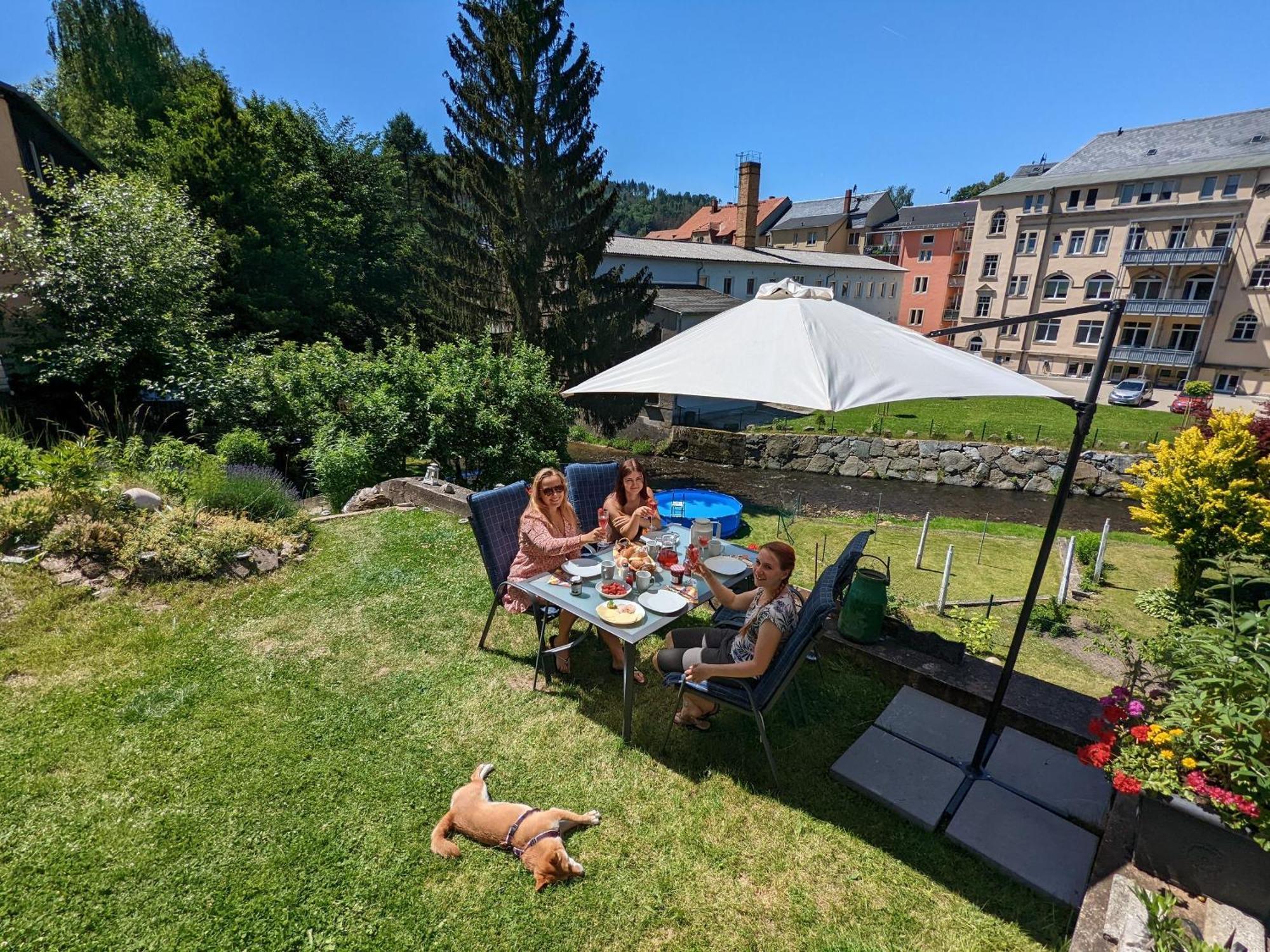 Hw3 - Urlaubsmagie - Helle, Grosse Wohnung Mit Pool 세브니츠 외부 사진